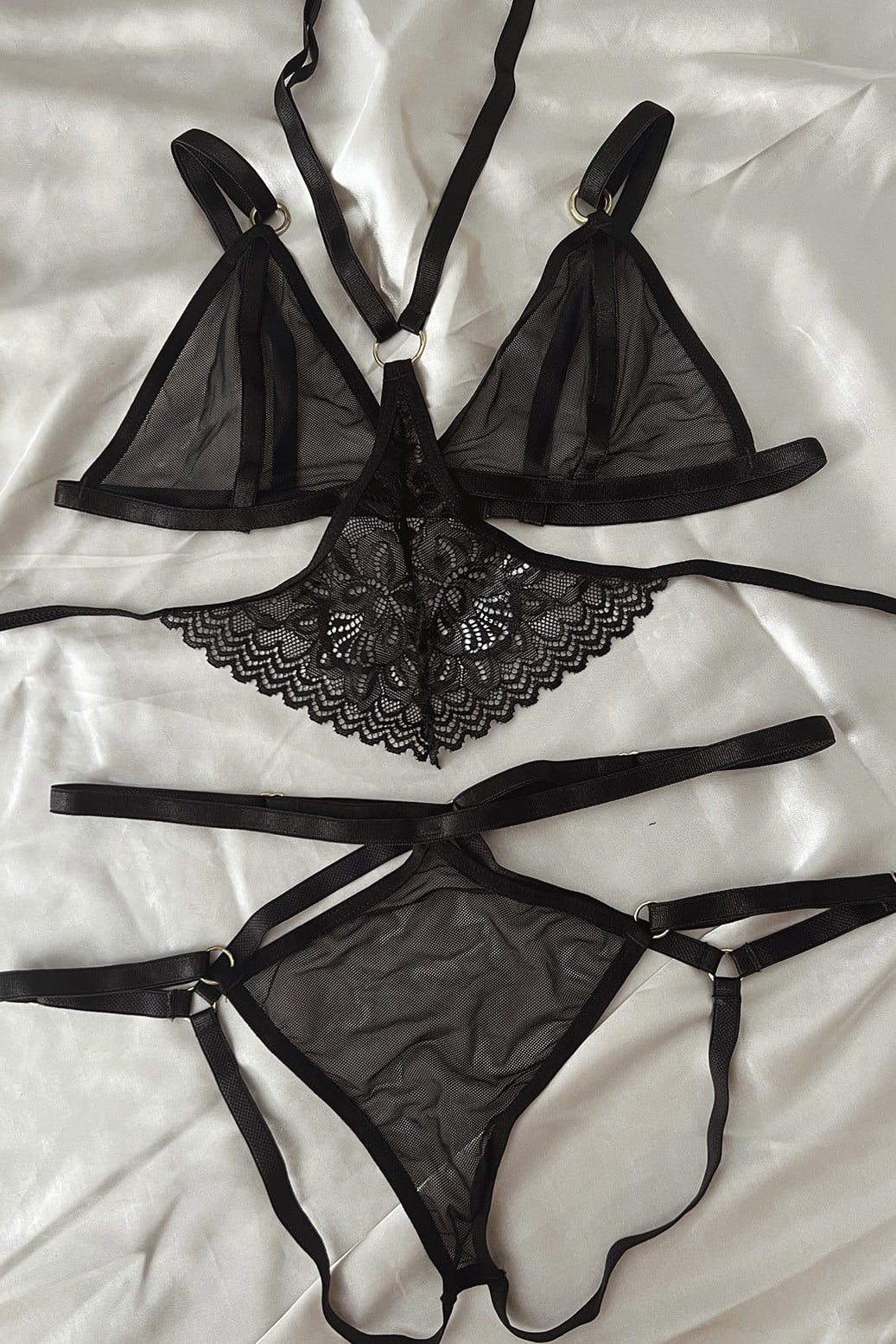 Alessia__0002_CC34AACD-D4F9-4475-8C4D-54EC13A16E2B