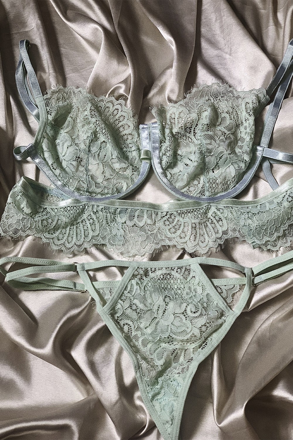 REBECA_0001_FullSizeRender